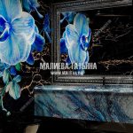 Дизайн клубного санузла с голубой орхидеей из натурального камня