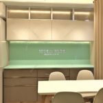 Кухня вид на холодильник вариант 2 в дизайн проекте Малиевой Татьяны 130 кв. м. Люберцы 2019