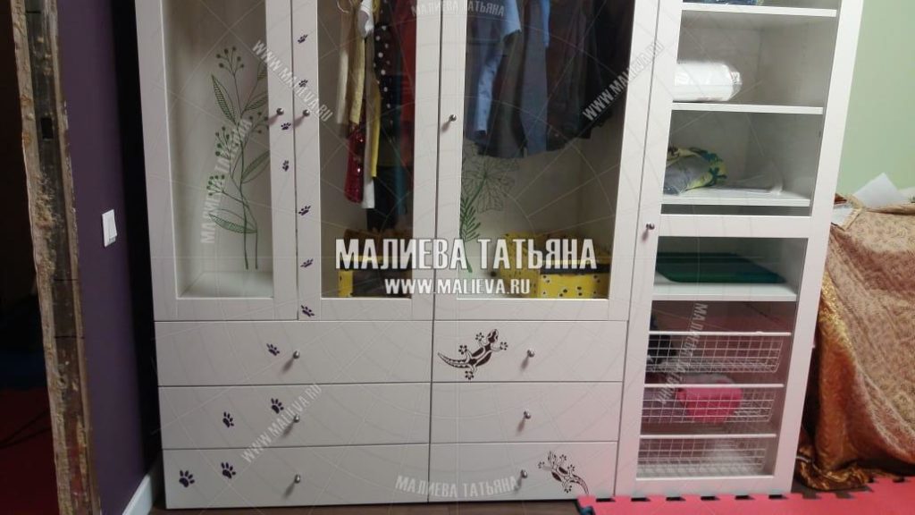 Обклейка шкафа из Икеи в детской, дизайнер Малиева Татьяна 2019 Москва